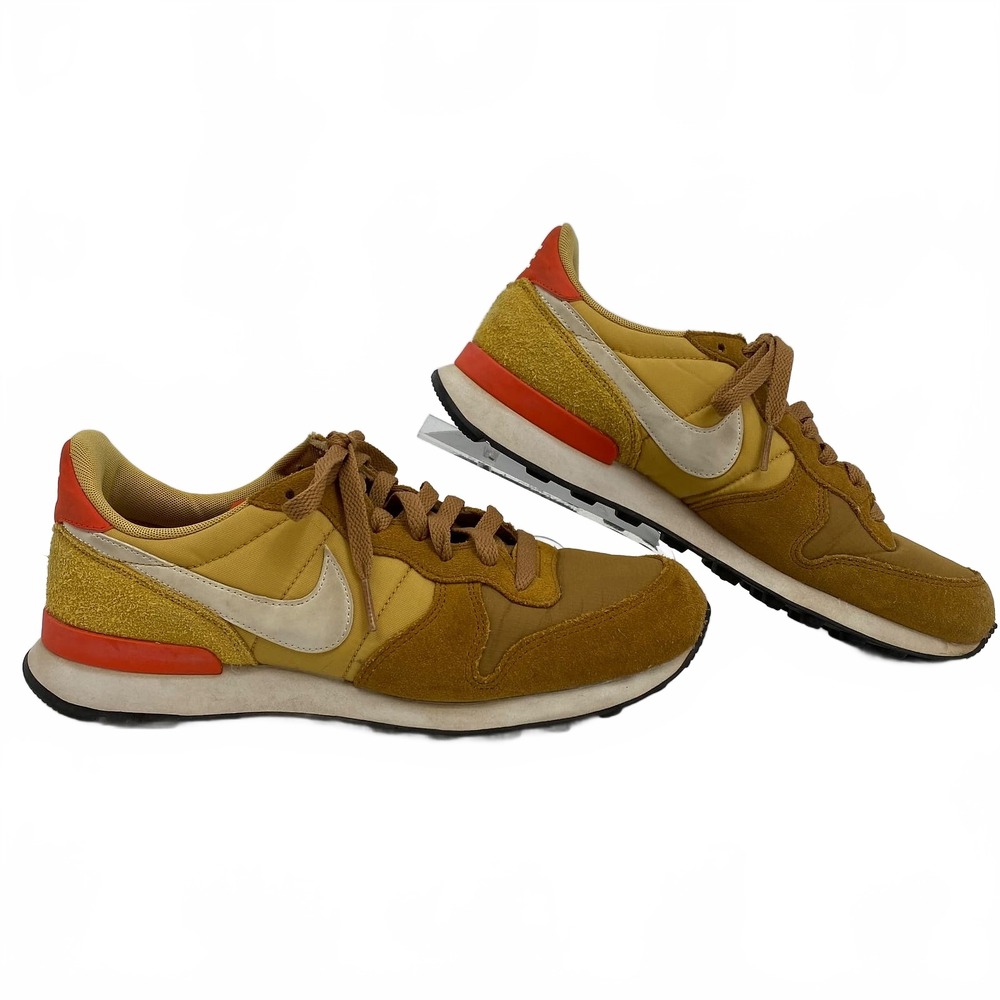 Nike Gold Orange Internationalist Sneakers | Women’s 9.5